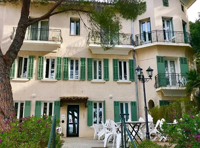 Vtf Clairefont Hotel Bandol